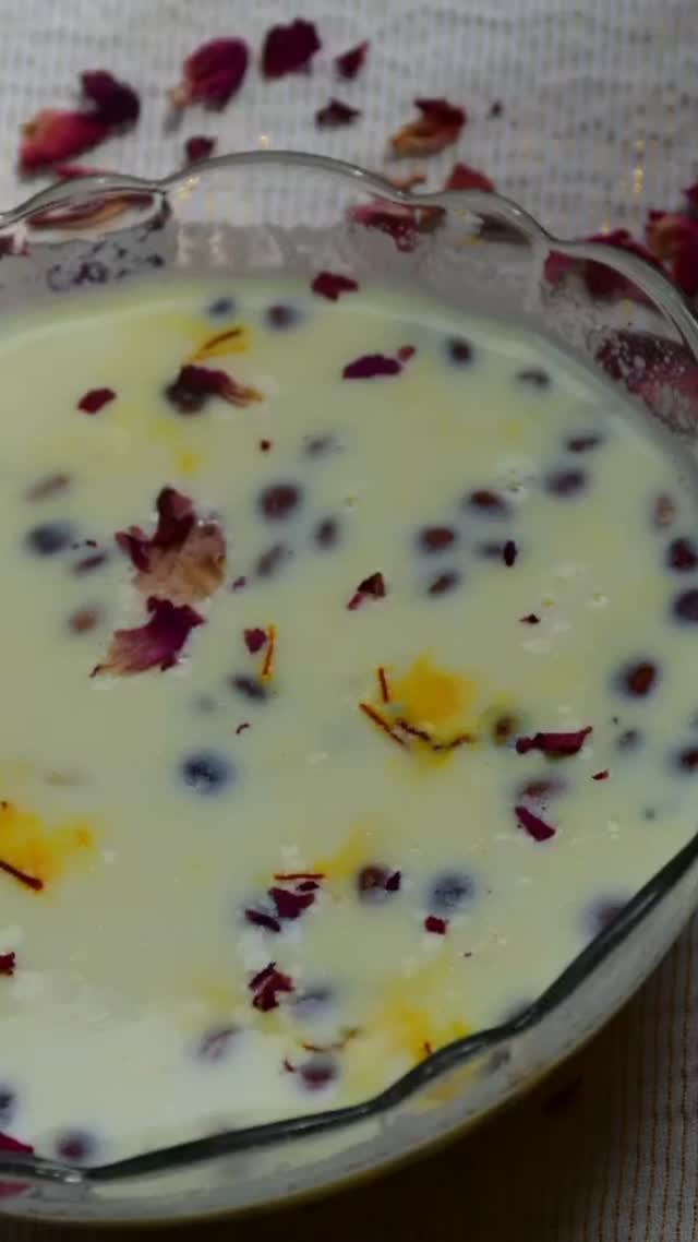 #kheer#paneer#superdeliciosos❤️💗😍😍 # make even  fasting #Ingredients 
1 cup whole milk
1/2 cup paneer - cut in thin slices
1/4 cup sugar or to taste
1 tsp cornflour 
1 tsp cardamom powder
1/2 tsp kewra essence
1/2 tsp chironge
1 tsp golden raisins

Method 

Mix cornflour in about 2 tbsp of cold water and keep aside. Put the pan on the stove (at simmer) and pour the milk in the pan. Add the paneer and stir. When the milk is boiling, mix in the cornflower and keep the gas at simmer, because if the gas is at medium or high heat then the milk will burn easily. Mix in the sugar.

Ready to eat! Chill in the fridge for about 2 hours. 

Garnish with cardamom, dry red rose flakes, and kewra essence.